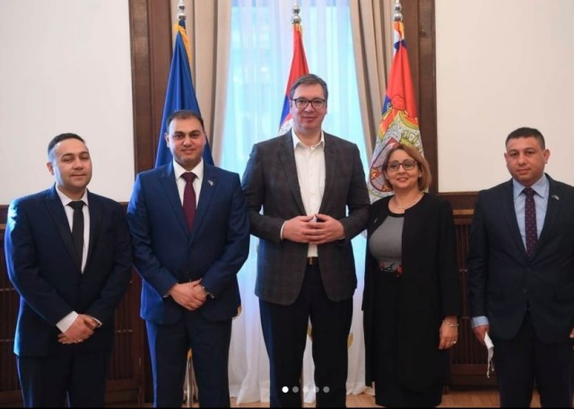 Vučić sa predstavnicima Saveta romske nacionalne manjine FOTO