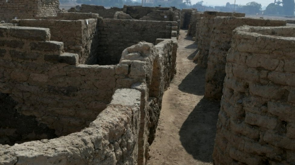 Arheologija, istorija i Egipat: "Zlatni grad", star 3.000 godina, otkriva kako su živeli faraoni