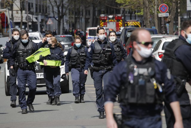 Novi detalji ubistva u Parizu: Hladnokrvno pucao ispred kovid bolnice VIDEO/FOTO
