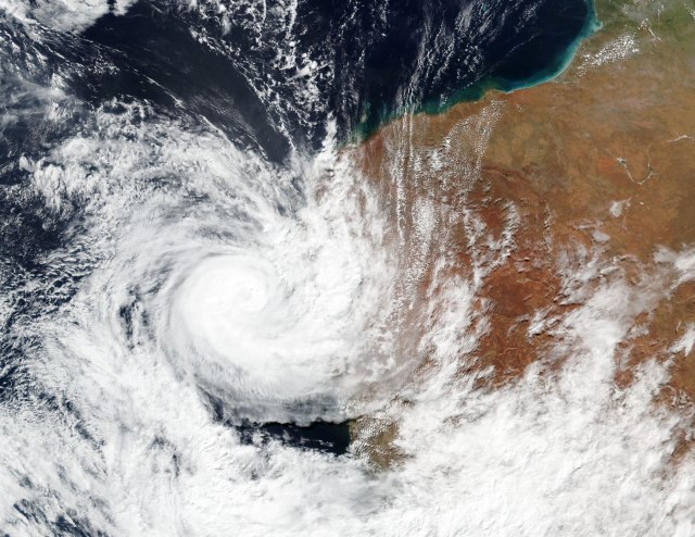 Australija: Ciklon ostavio hiljade domaćinstava bez struje