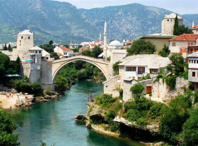 Mostar: Protest protiv policijske brutalnosti VIDEO