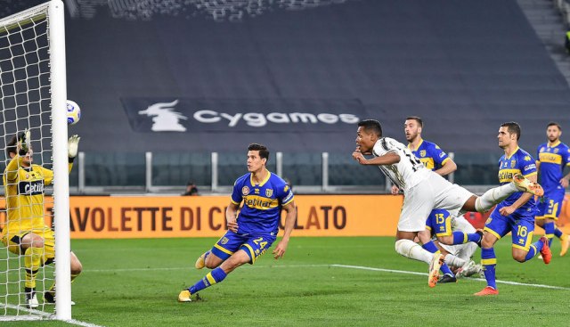 Inter se okliznuo, Aleks Sandro čovek preokreta VIDEO