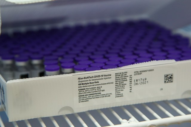 EU æe u proseku platiti 15,5 evra za svaku dozu vakcine Fajzer-Biontek