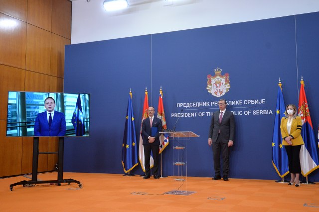 Varhelji: Srbija je spremna da se brže kreće ka EU