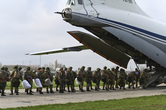 AFP: Rusi povlače vojsku
