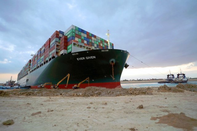 Izvinio se vlasnik broda koji je blokirao Suecki kanal