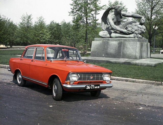 Koji je to auto bolji od Moskvièa?! FOTO