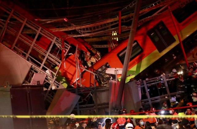 "Stravièna tragedija": Srušio se nadvožnjak metroa, broje se mrtvi VIDEO/FOTO