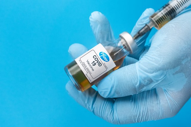 B92.net saznaje: U "Torlak" stiglo više od 100.000 doza Fajzerovih vakcina