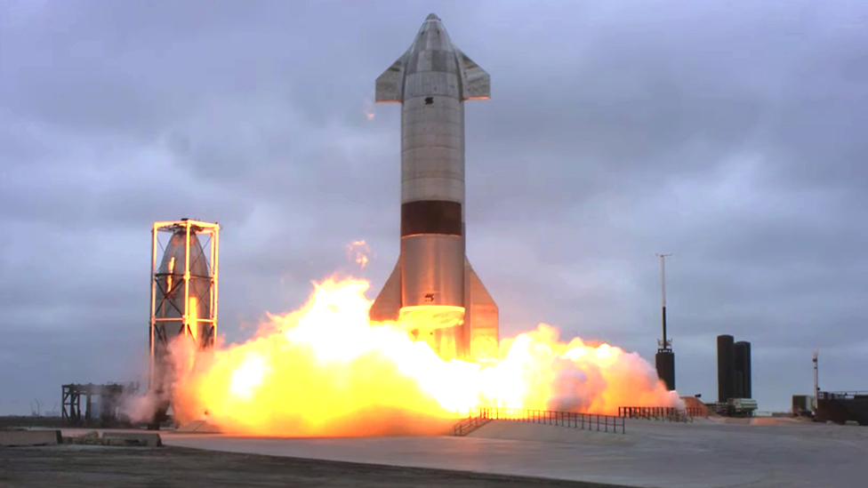 Svemirska istraživanja: Raketa Staršip uspešno sletela posle èetiri probna lansiranja