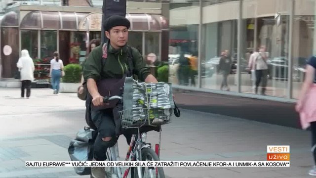 Japanac stigao u Niš - zbog vakcine: Potrebna mu je da bi nastavio putovanje biciklom kroz Evropu VIDEO