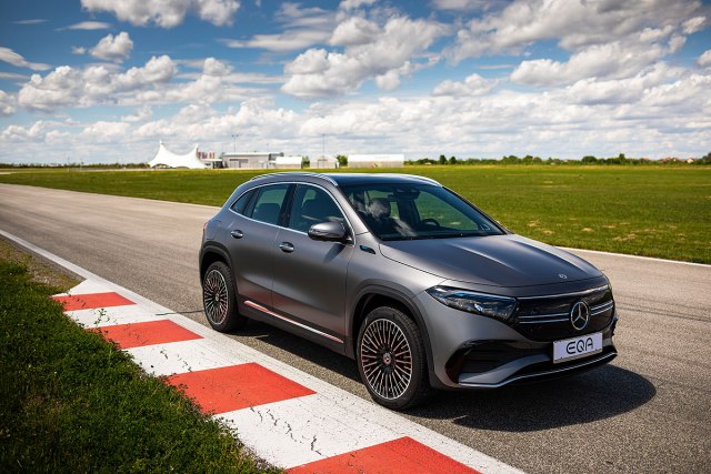 Električni Mercedes EQA stigao u Srbiju FOTO