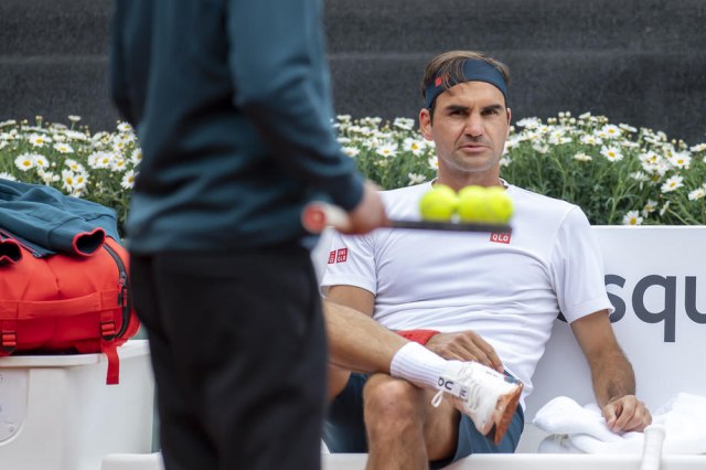 Federer: Trebalo bi da sam 800. na svetu