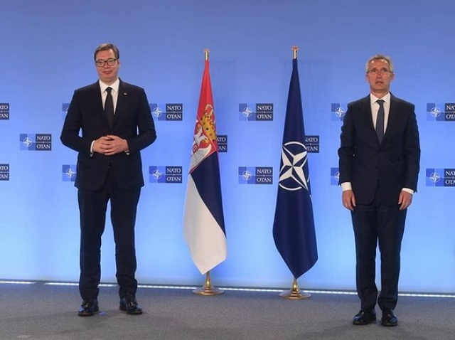 Vučić posle sastanka sa Stoltenbergom: Zadovoljan sam razgovorom; Kfor ostaje na KiM VIDEO/FOTO