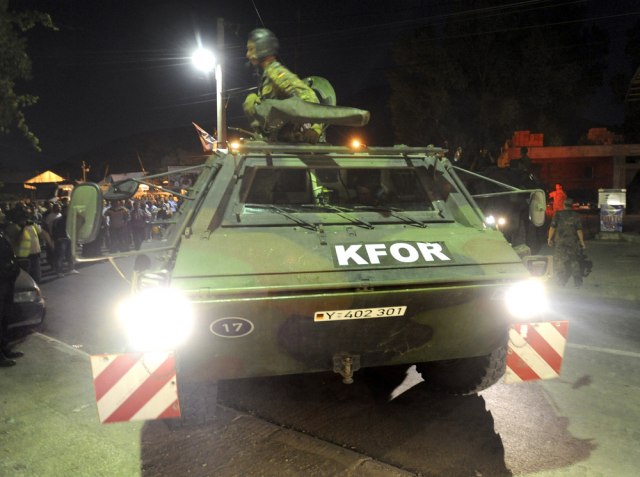 "Inaèe bi tzv. vojska Kosova mogla slobodno da uðe na sever i teroriše Srbe"