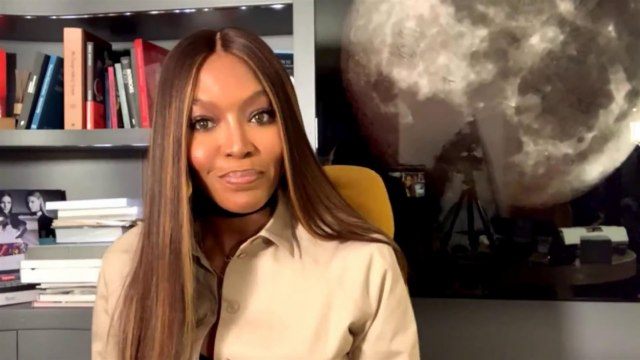 Naomi Kembel postala majka u 50. godini