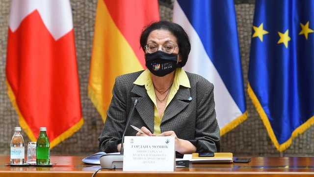 Èomiæeva: Mogu da budem ministarka ili ministrica; Odbor za standardizaciju jezika odluèuje