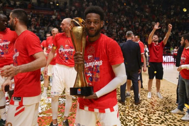 121020416560b15ae9bac52485454594_w640.jp