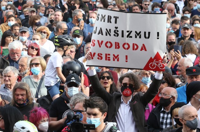 Protests in Ljubljana VIDEO / PHOTO