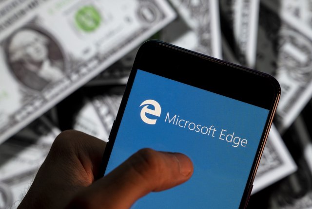 Microsoft pokušava na sve naèine da "pogura" Edge – sada nude i novac