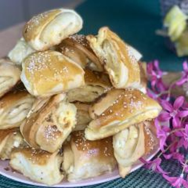 Ukusne i mekane: Lisnate kiflice sa sirom