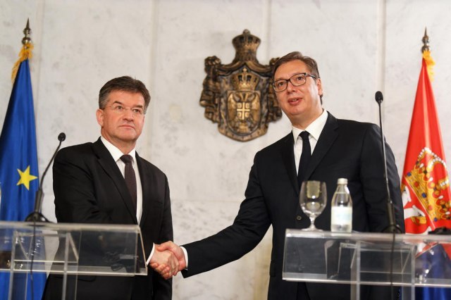 Vučić with Lajčák: The goal is to improve relations