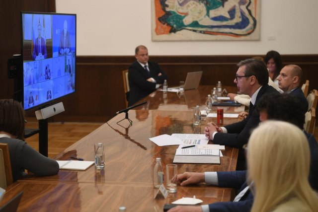 Vuèiæ rekao Putinu: I "Torlak" je kao Kalašnjikov FOTO