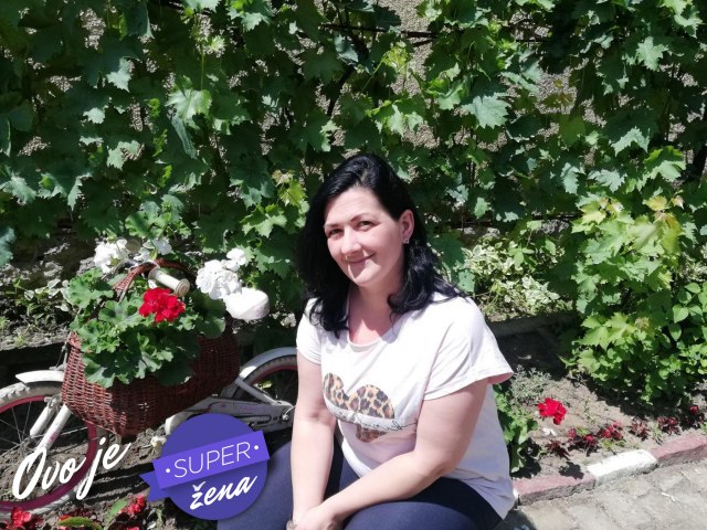 Jelena sama brine o troje dece, ustaje i u 3 ujutru zbog posla: 