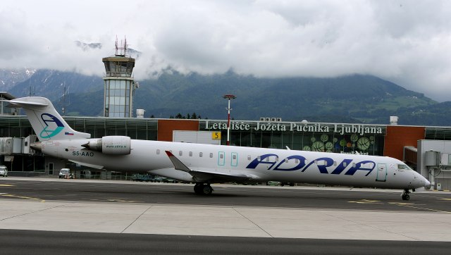 Kraj jedne prièe: Konaèno ukinut sertifikat propale slovenaèke avio-kompanije