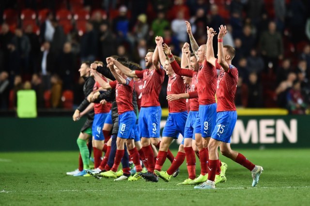 Ni češki fudbaleri neće klečati pre početka utakmica na EP