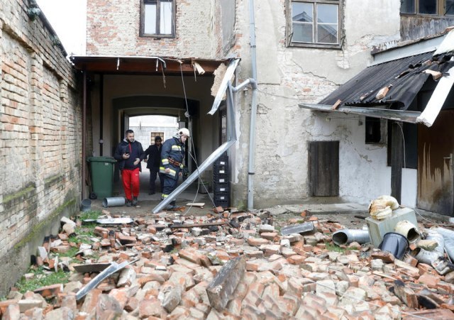 Od zemljotresa u Baniji prošlo pola godine; obnovu čeka još 3.000 kuća