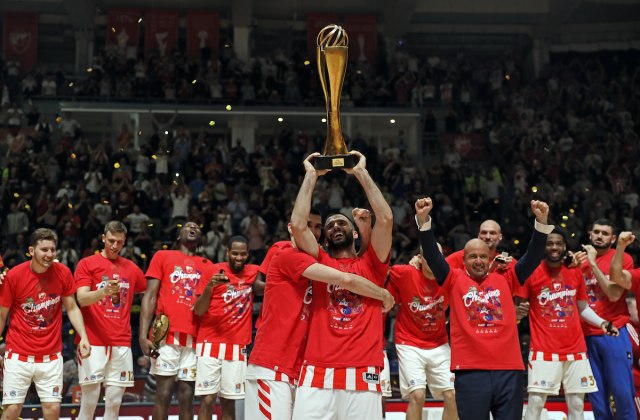 Crvena zvezda je šampion Srbije!