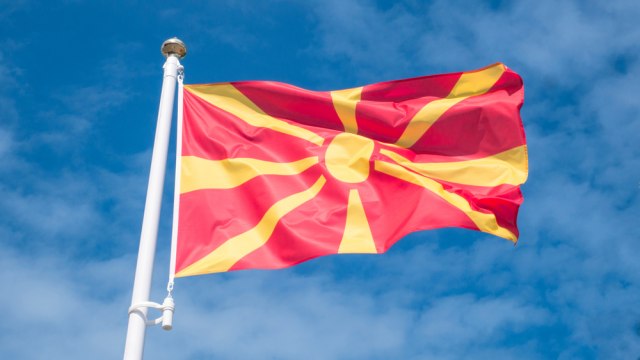 Makedonci olakšali graðanima Srbije