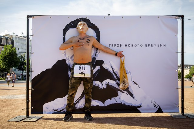 A pre susreta Bajden - Putin malo demonstracija FOTO