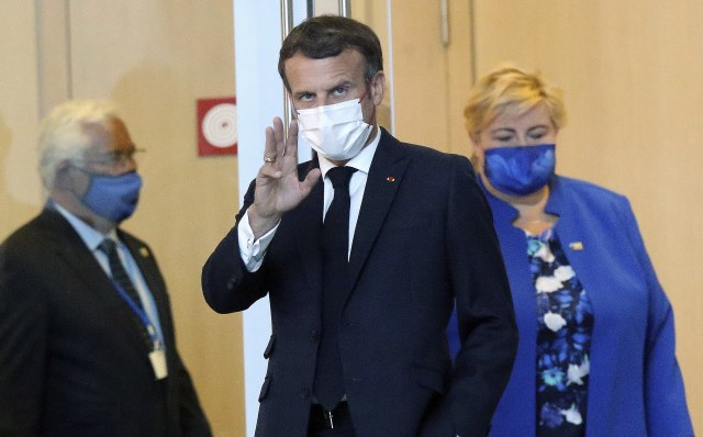 Makron ide kod Angele