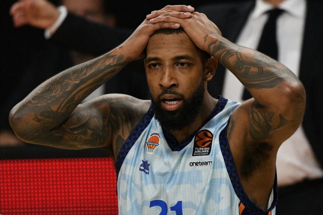 Derik Vilijams na meti Crvene zvezde