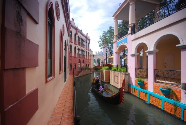 "Mala Venecija" u Indoneziji FOTO