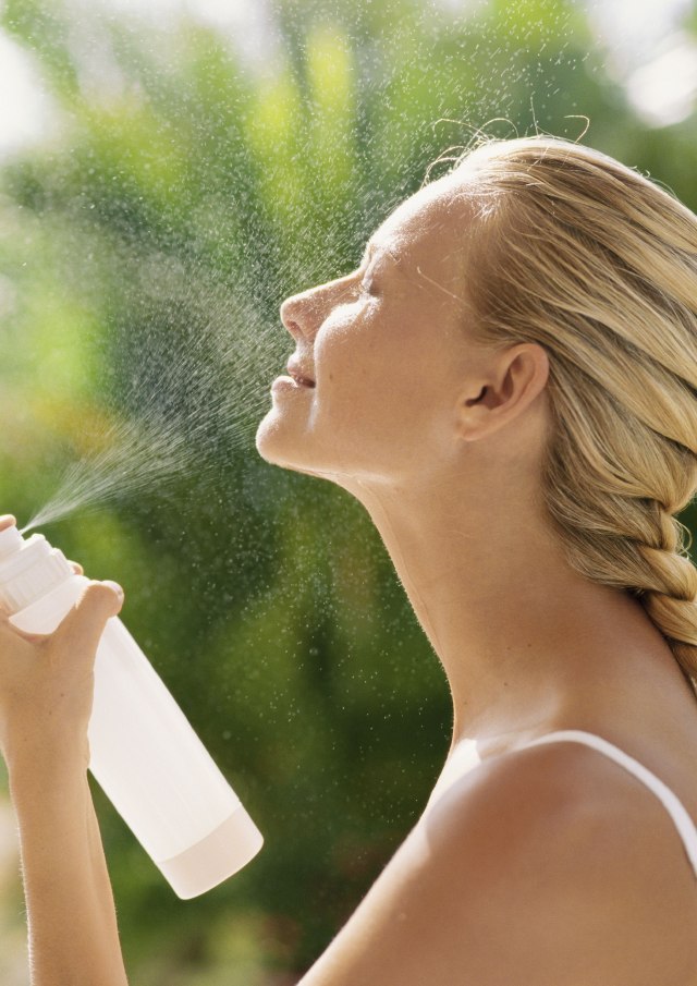 Hidrira i osvežava lice: Termalna voda idealna za kožu tokom visokih temperatura