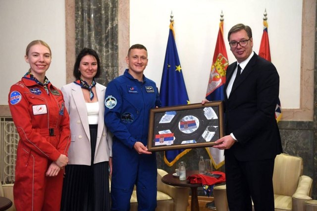 Vučić se sastao sa ruskim astronautom: 