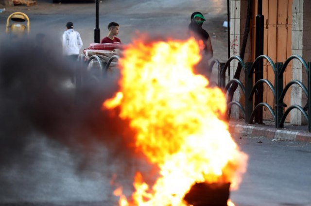 Jerusalim: Novi okršaji Palestinaca i policije FOTO