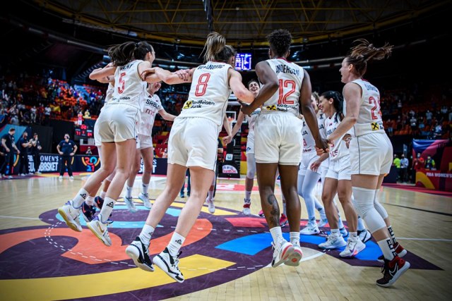 'Ajmo Srbijo, do finala!