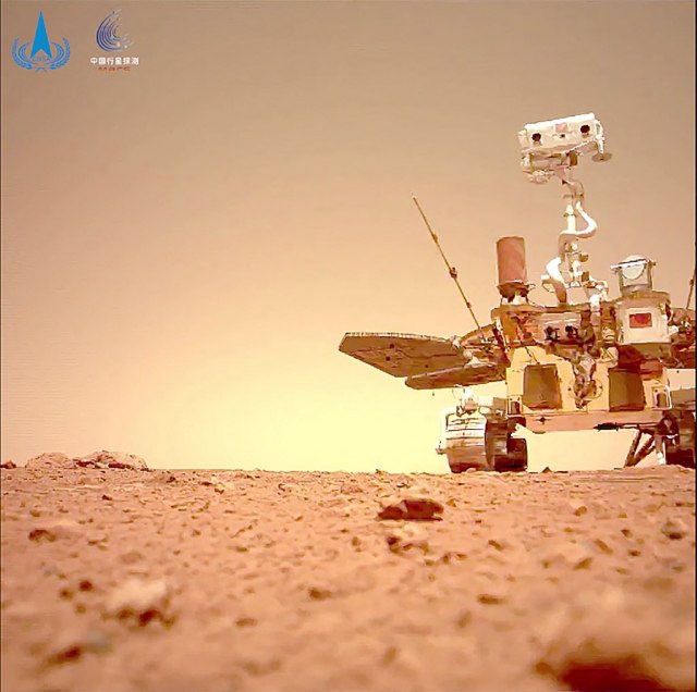 Stigao snimak i od kineskog rovera sa Marsa VIDEO