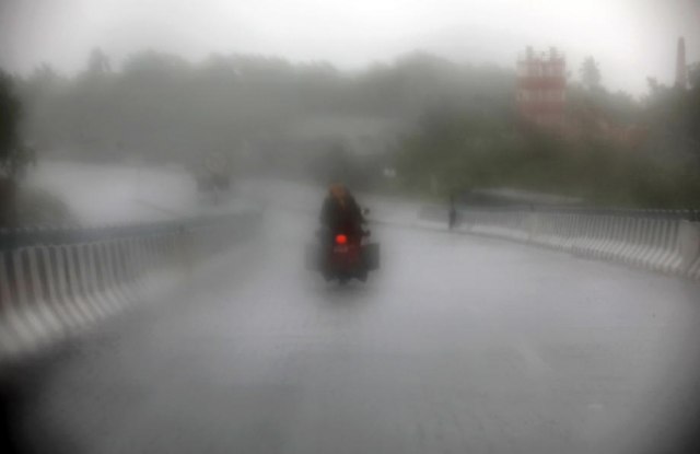 Jake oluje zahvatile Evropu: U Francuskoj pao sneg, ima i povređenih VIDEO