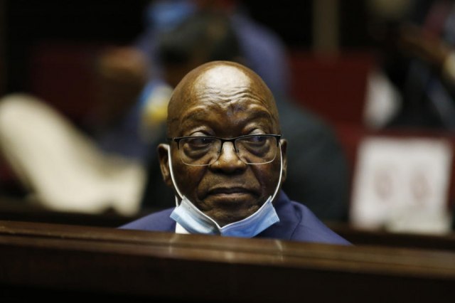 Zuma osuđen na 15 meseci zatvora