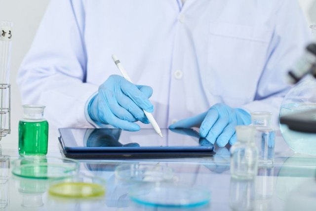 Korona presek po gradovima: Dva područja dvocifrena