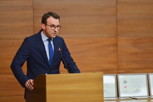 Oglasio se Petković: Rane dečaka mrlja na obrazu međunarodne zajednice