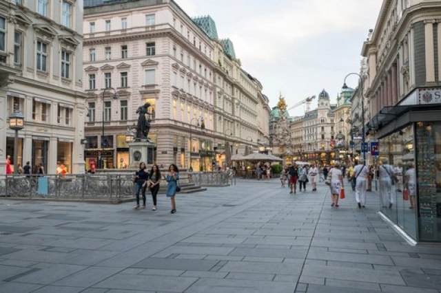 Kako u Austriji, prema Reditu, vide Srbe: "Kriminalci i nacionalisti opsednuti statusnim simbolima"