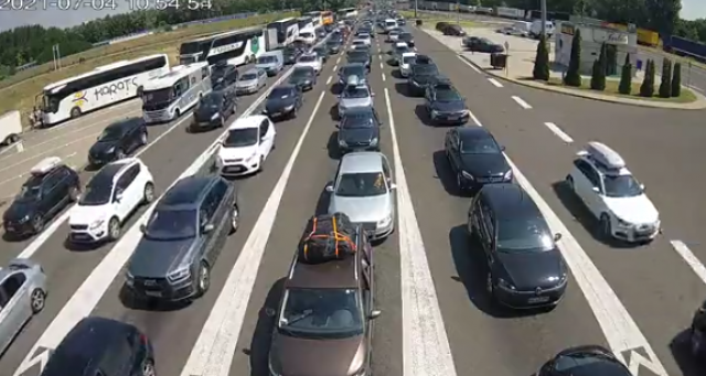 Ponovo kolaps na granicama Srbije