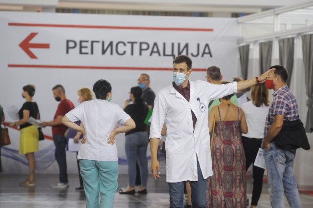 Haos u Srbiji moguć pre jeseni; Rešenje obavezna vakcinacija?