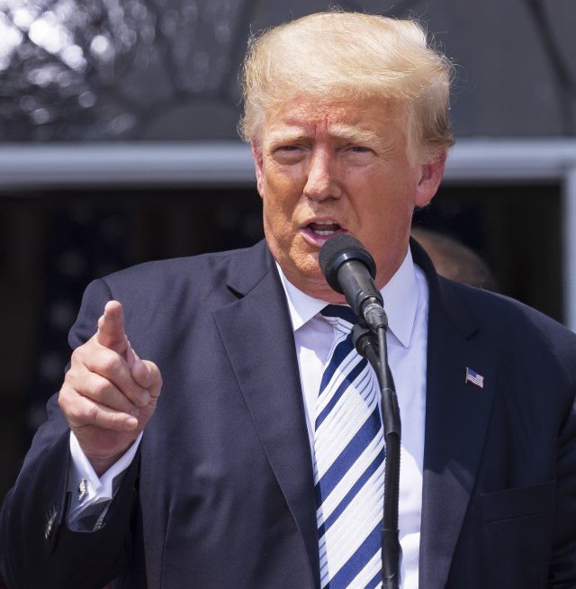 A od Trampa - tužba; Tviter, Fejsbuk i Gugl ućutkavaju konzervativne stavove?